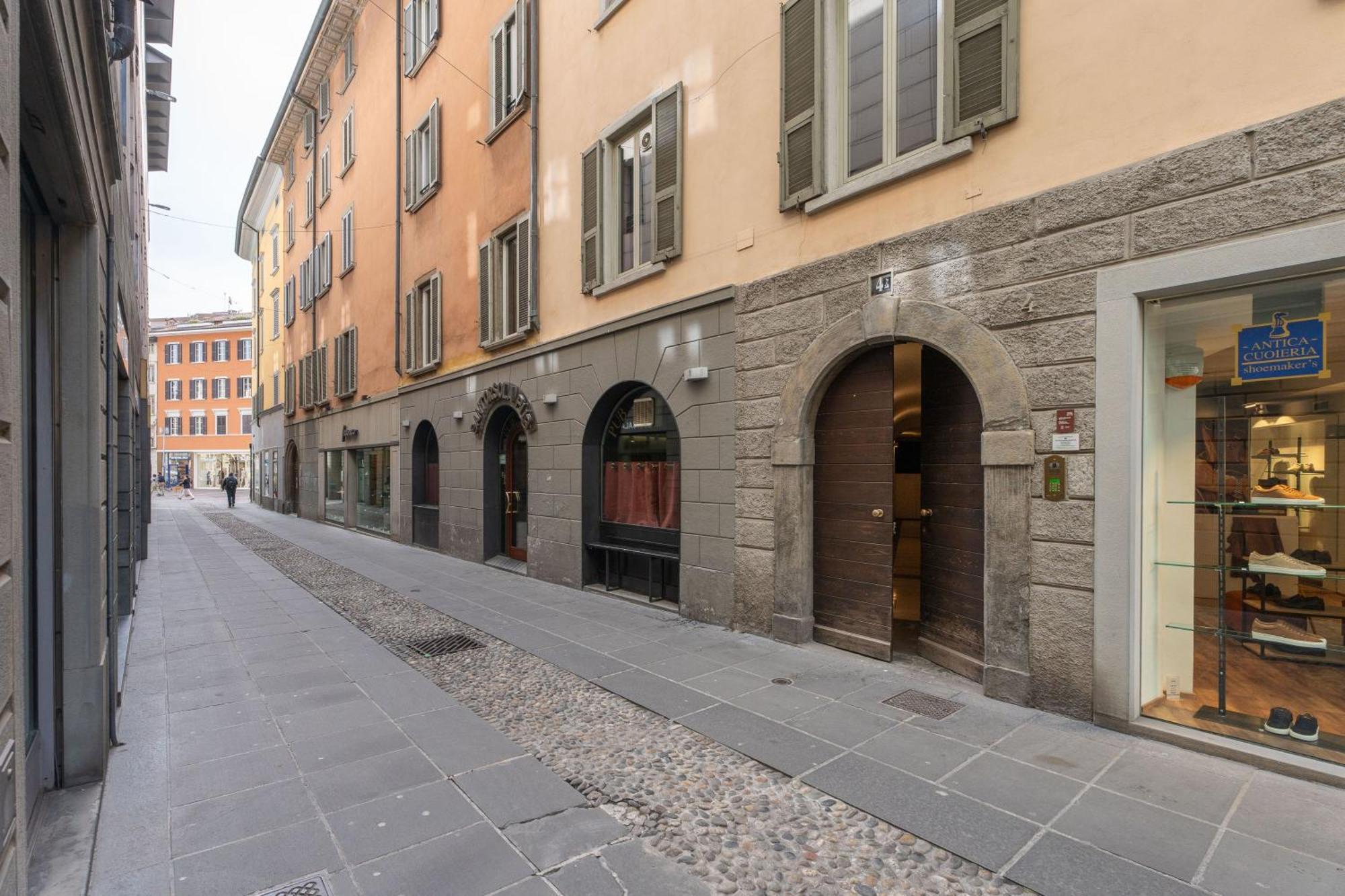 Apartments Vistallihouse Bergamo Esterno foto
